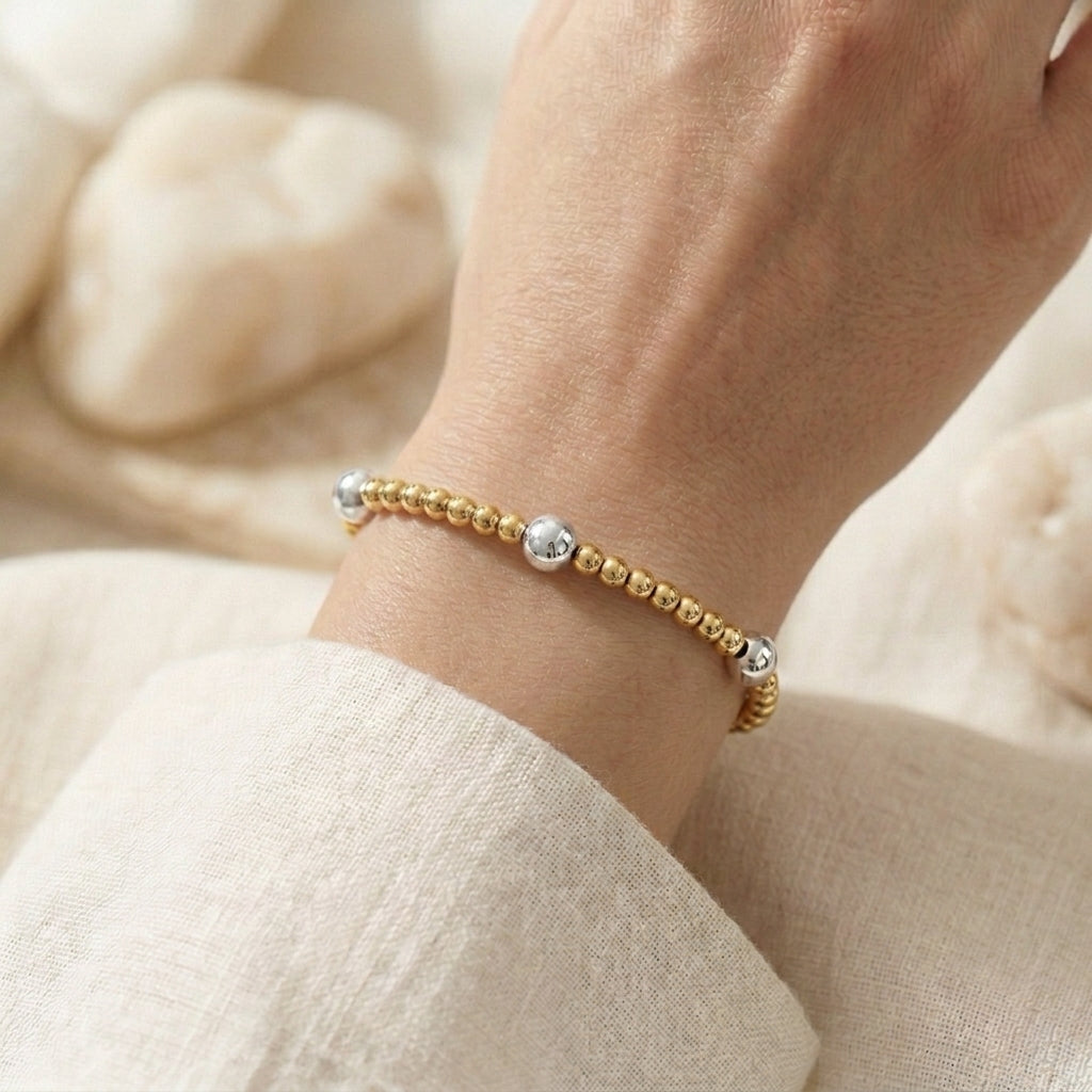 Gold Aligned Bracelet